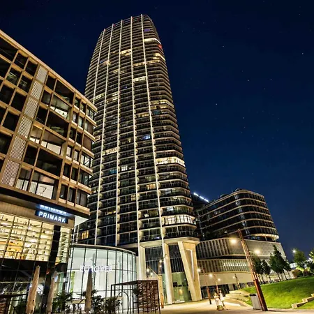Eurovea Tower Apartment, 36th Floor, Castle View & Free Parking דירה ברטיסלאבה